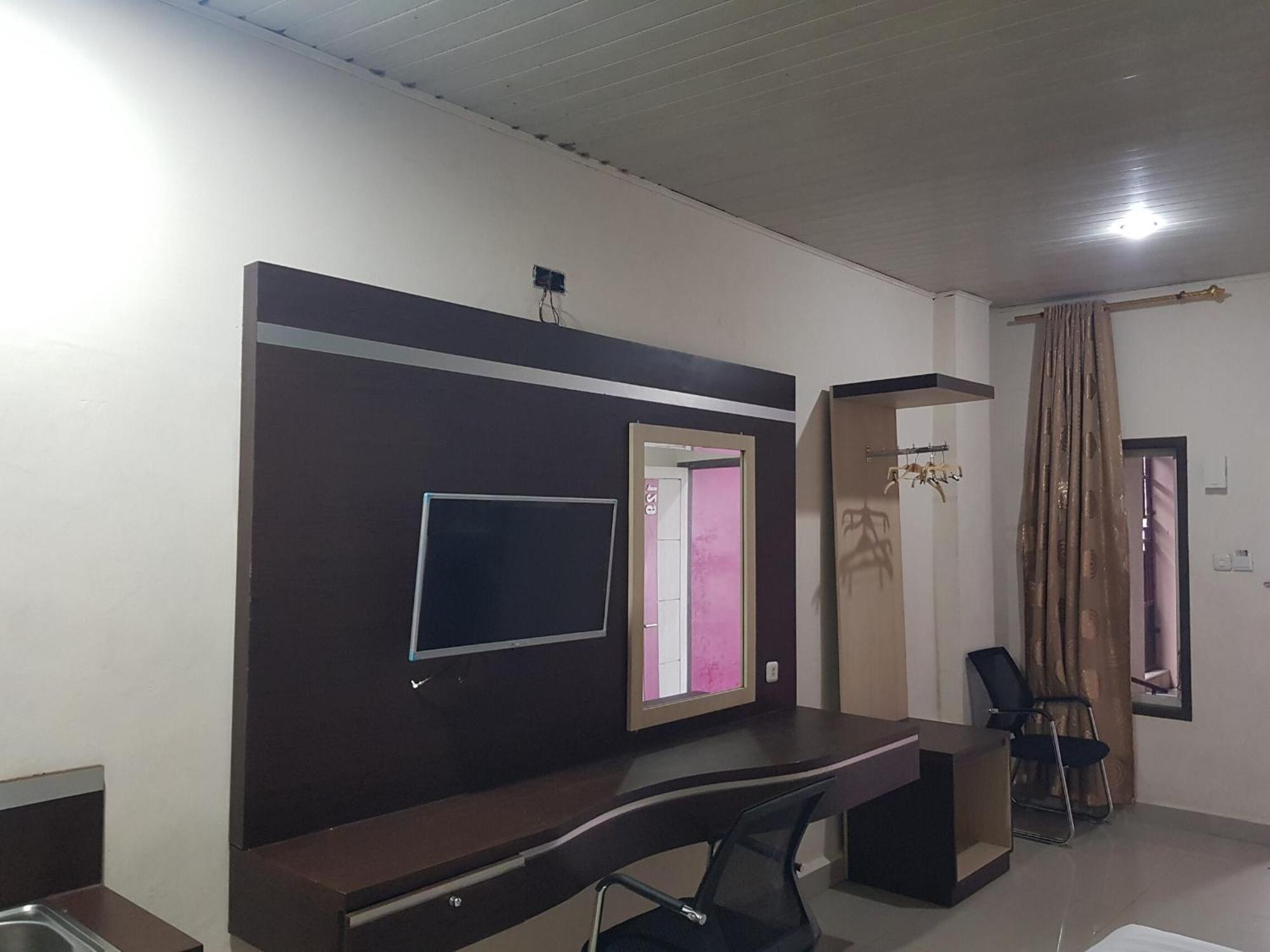 Capital O 93263 Linge Land Hotel Takengon Ngoại thất bức ảnh